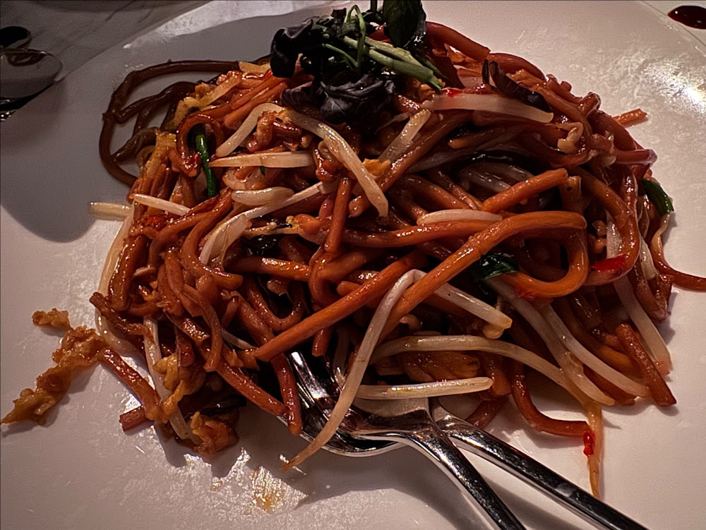 gem image Hakkasan Restaurant Las Vegas 6